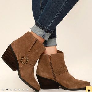 🍭 2 for $30 🍭 Suede Leather Wedge Booties